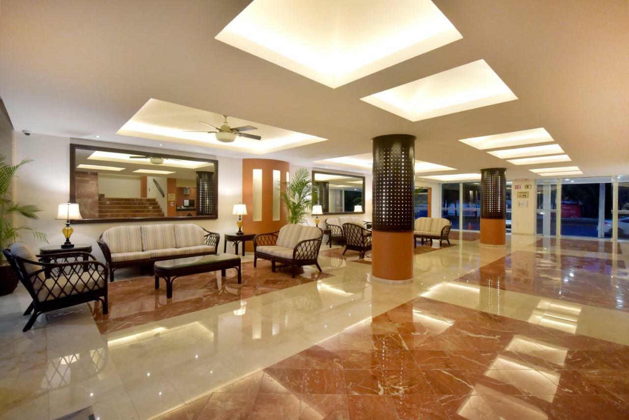 Hotel Bonampak Канкун Екстер'єр фото