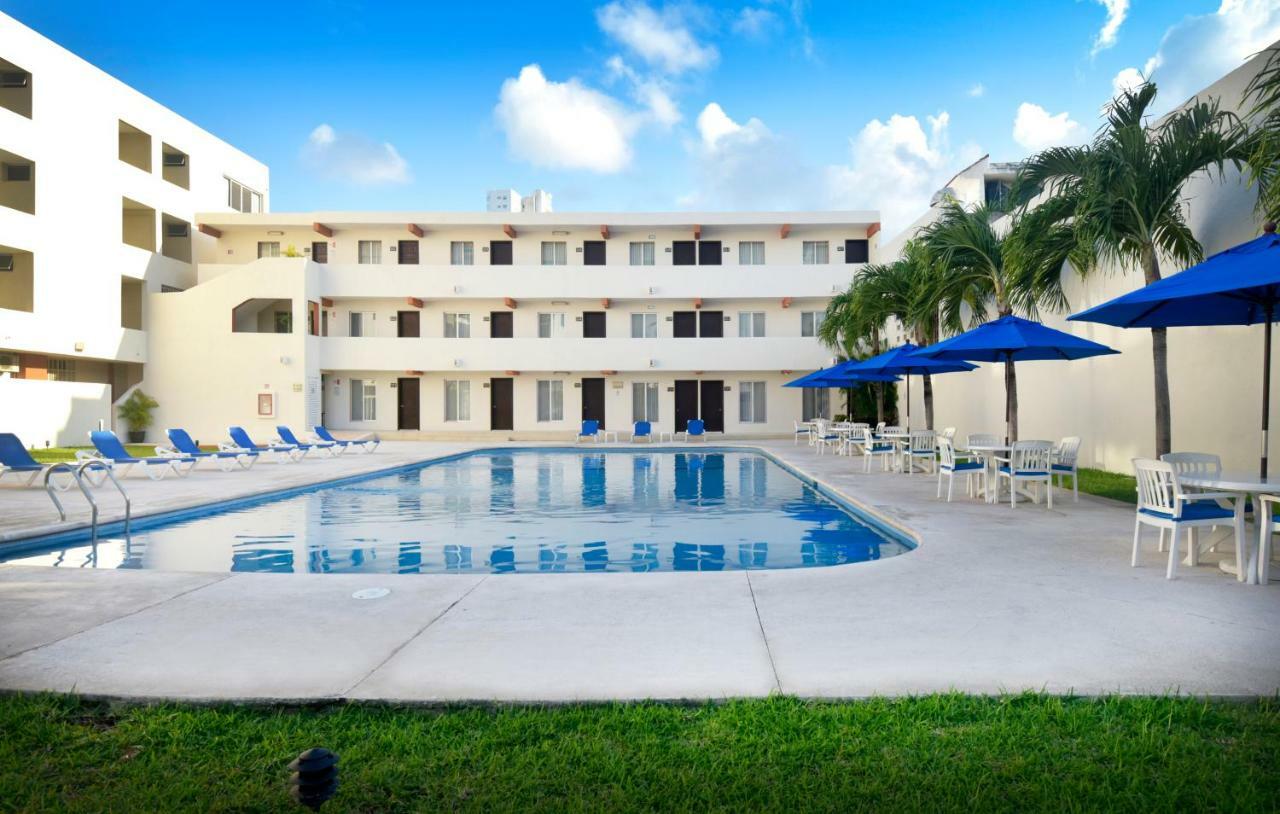 Hotel Bonampak Канкун Екстер'єр фото